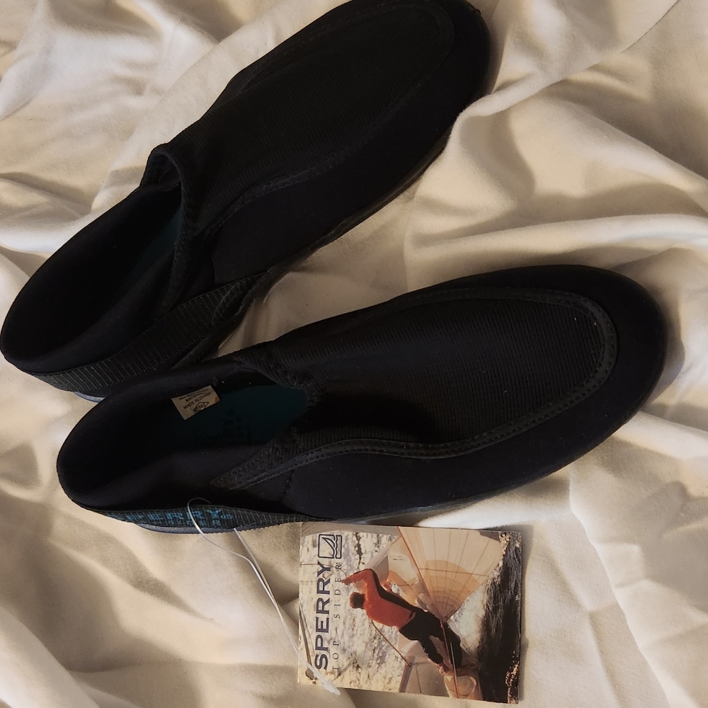 Sperry Top Siders size 8 water shoes